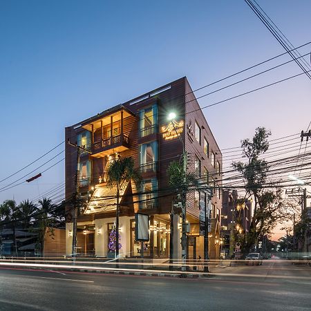 Peak Nimman Prestige Hotel Chiang Mai Exterior photo