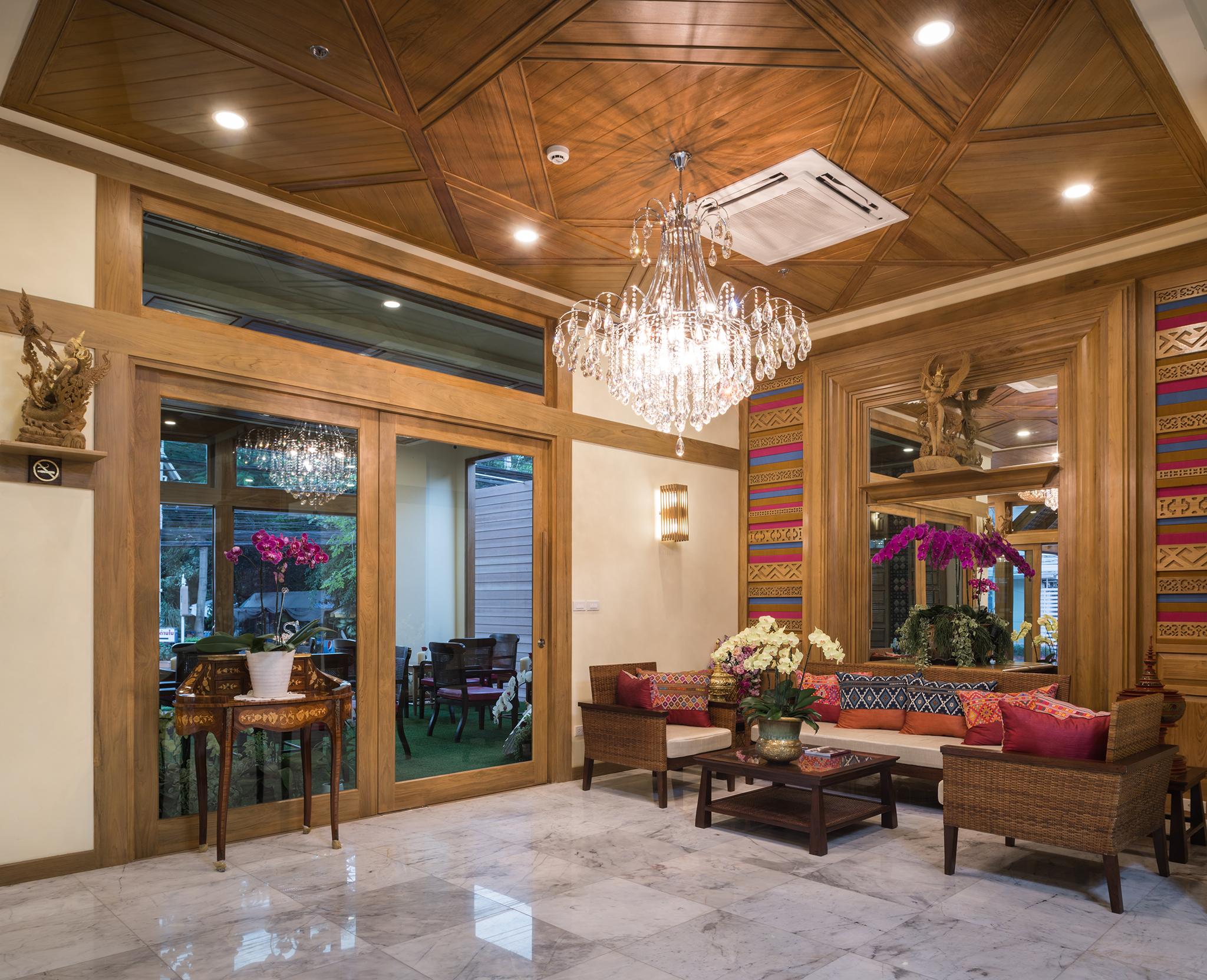 Peak Nimman Prestige Hotel Chiang Mai Exterior photo