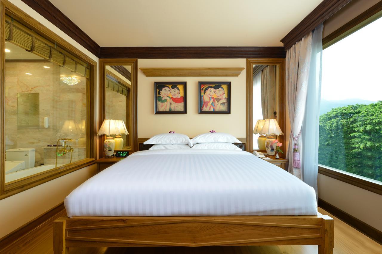 Peak Nimman Prestige Hotel Chiang Mai Exterior photo